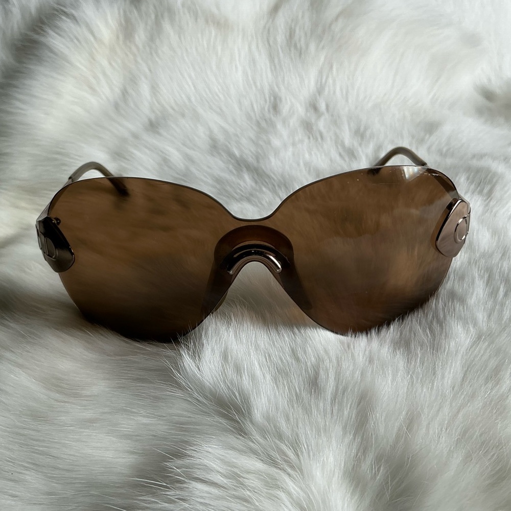Brown Dior Shield Sunglasses - Picture 2 of 6